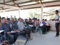 Ekipa Tekniku Distrito halo apresentasaun materia PNDS ba partisipantes