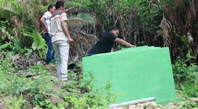 Coo. Chefia/DGDL, Miguel Pereira de Carvalho, no akompaña husi tekniku PNDS Vizita Implement Programa PNDS iha Terrenu