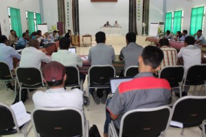 Diretora Jestaun Operasional Programa PNDS, Dulce Guterres Junior Hamutuk ho Tim Lider Asesor ba PNDS, Muhamad Najib halo Abertura ba enkontru koordenasaun PNDS Nasional