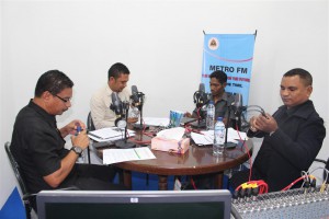 Sr. Gaspar Soares, Administrador Munisipiu Dili hanesan orador iha programa talk show Radio Komunidade