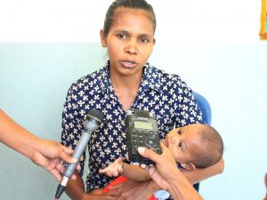 Aliansa Barreto Tilman, hanesan pasiente inan isin rua ne'ebe partus iha klinika ne'e 