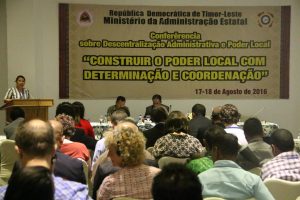 Diretora PNDS, Dulce Guterres Junior, apresenta hela modelu programa PNDS iha Konferensia Internasional Desentralizasaun e Poder Lokal