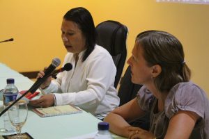 Diretora PNDS, Dulce Guterres Junior halao intervensaun iha enkontru koordenasaun fulan Janeiru iha Salaun enkontru JL Vila Fatuhada Dili