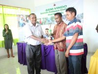 Diretor Delegasaun PNDS, RAEOA entrega Premiu Apresiasaun ba Suku Manan nain