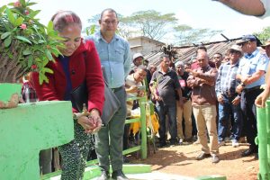 Diretora Atual PNDS Nasional, Claudina Soares Pinto Ofisialmente Loke Torneira Be'e Mos iha Suku Beremana, Postu Turiscai, Munisipiu Manufahi.