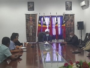 Vice Ministru Administrasaun Estatal, Lino de Jesus Torezãon, Halao Intervensaun iha Seremonia Entrega Viatura ba Diretor Delegasaun Munisipiu hat Hanesan Aileu, Dili, Emera no Liquisa iha Salaun VIP MAE.