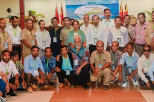foto hamutuk chefe suku ho rimeiru Ministru RDTL, Kay Rala Xanana Gusmão Konferénsia Nasionál no Anivesáriu ba Dala-10 Ezisténsia PNDS iha Centro Convenção Dili (CCD).