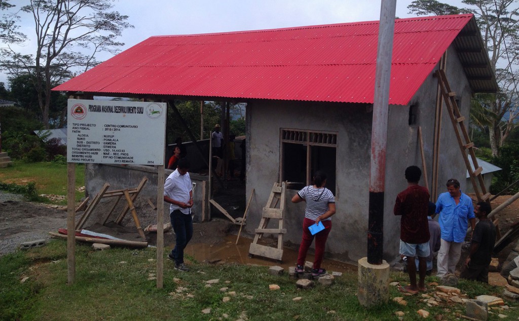Ermera_Ponilala_community-centre-construction Community centre in Suku Ponilala being built.