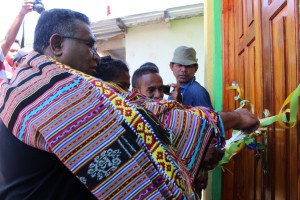 Prime Minister, Rui Maria de Araujo officially inaugurates the multi-functions community centre