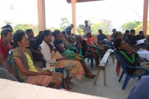 Community participate in the procurement meeting at Suku level